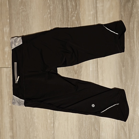 🩴Lululemon Run: Fast And Free Crop in Black / Blazer Fossil - Picture 13 of 16